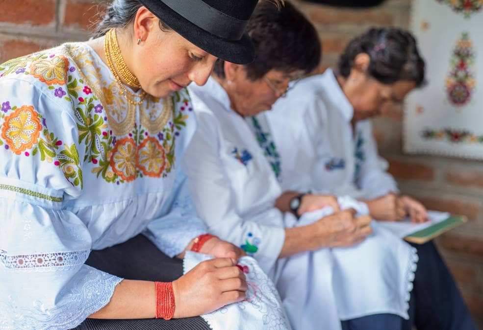 Otavalo_market